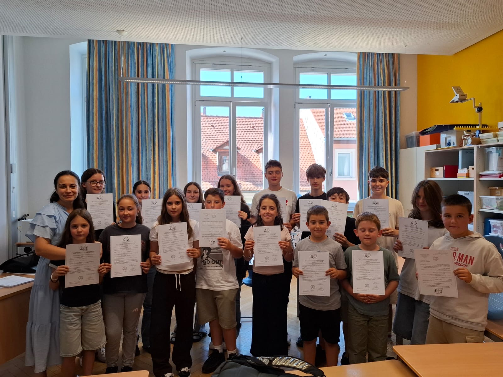24.07.2026 - Erfolgreicher Abschluss des ersten Schuljahres unseres albanischen Ergänzungsunterrichtes in Bamberg!